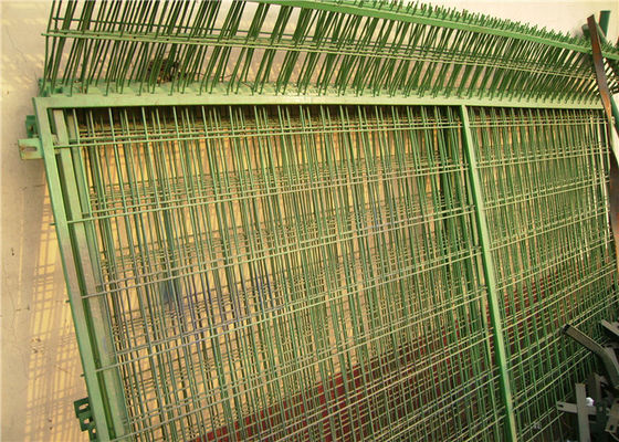 100 X 100mm Pvc Coated 6mm Welded Wire Mesh Panel For Expressways